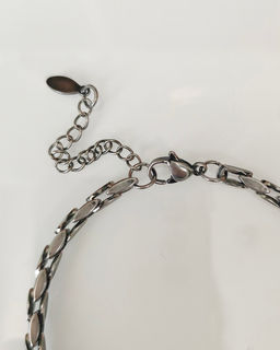 Браслет из стали