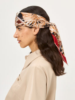 Платок жен. шелк 90х90 B03-8425-08