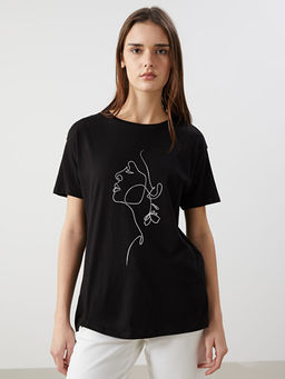 Bisiklet Yaka Bask?l? Kad?n Ti??rt