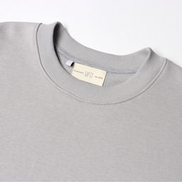 Футболка с нашивкой женская MIST Base, светло-серая, размер 48