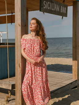 Платье Red flowers