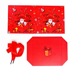 Коробка подарочная новогодняя складная «Дед мороз в коробке» 15×15×15 см