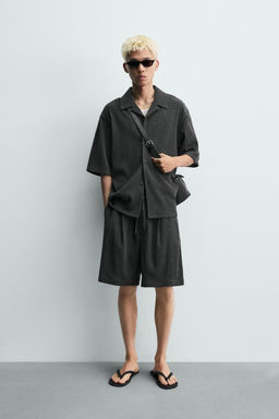 CAMISA RELAXED FIT RELIEVE / Gris Antracita