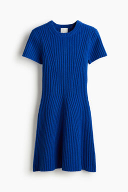 Vestido en punto de canal?