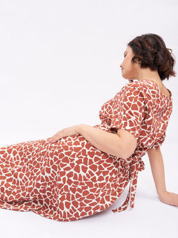 Платье анималистическое ZPP78504CAM34 - Артесса фото 9