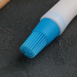 Кисть с резервуаром для масла Доляна Фобос, 17 см, цвет МИКС фото 2