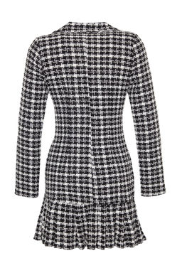 TRENDYOLMILLA Siyah Etegi Volanl? Dugme Detayl? Tuvit Dokuma Elbise TWOAW23EL00870  фото 16