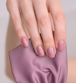 LuxVisage Лак для ногтей GEL finish тон 37 серо-лиловый 9мл - Golden rose фото 2