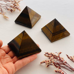 Пирамида из Тигрового глаза