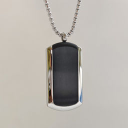 Кулон из стали на цепочке