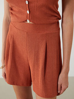 Beli Lastikli Pileli Kad?n ?ort