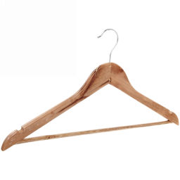 Цена за 5 шт. Плечики деревянные с выемками для бретелек "ТАРТИТАН", цвет натуральное дерево, 45см