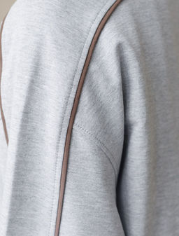 Свитшот с лампасами и разрезами из эластичного футера двухнитки без начеса - Vilatte фото 8