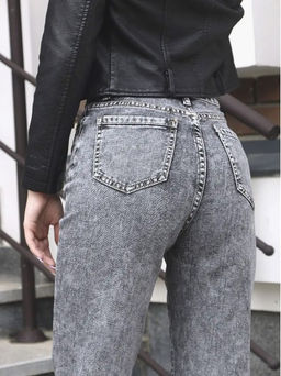 Джинсы укороченные мом бананы