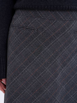 Женская юбка расклешенная от пояса к низу, - Трика фото 5