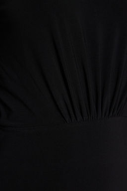 TRENDYOLMILLA Siyah Drape Detayl? Tek Omuzlu Fitted/Vucuda Oturan Midi Esnek Orme Elbise TWOAW24EL00123  фото 5