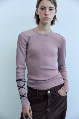 LONG SLEEVE WASHED EFFECT RIBBED T-SHIRT - Zara фото 21