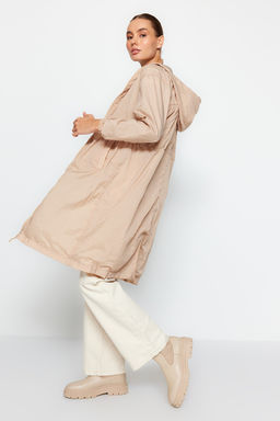 Bej Oversize Kapusonlu Su Itici Yagmurluk TWOAW24MO00280 - Trendyolmilla фото 3