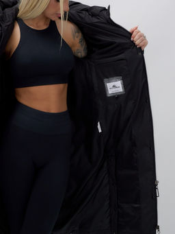 Пальто утепленное стеганное зимнее с капюшоном женское черного цвета 9628Ch - Mtforce фото 14