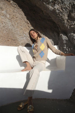 ARGYLE KNIT CARDIGAN