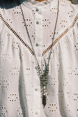 SHIRT WITH CUTWORK EMBROIDERY - Zara фото 2