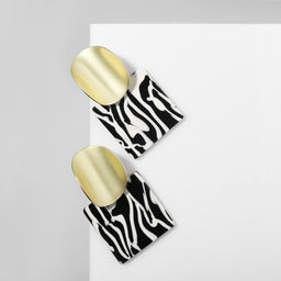 Серьги акрил Квадрат с изогнутыми кругами, цветные - Queen fair фото 2