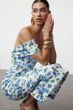 Cok Renkli Vucuda Oturan Korse Detayl? Dokuma S?k Abiye Elbise TPRSS22EL00097