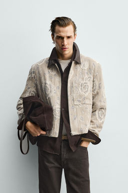 CAZADORA JACQUARD FLORAL IRREGULAR / Beige oscuro - Zara фото 2