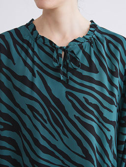 Ba?lamal? Yaka Desenli Bluz