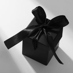 Цена за 12 шт. Коробочка подарочная складная Презент 6?6?6, черный