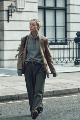 SINGLE-BUTTON BLAZER