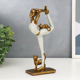 Фигурка полистоун «Девушка в позе царя Натараджи, с кошками», розовый, 24.5×10.5×6.8 см