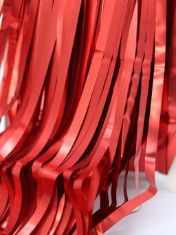 Праздничный занавес, дождик для фотозоны "Gleaming rain", red (100*200 см)