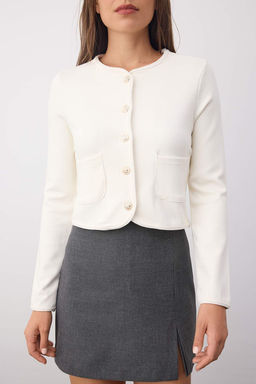 Wardrobe Essentials Ekru Dugme ve Cep Detayl? Orme Ceket | TWOAW26CE00000 - Trendyolmilla фото 3