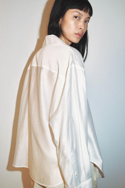 CAMISA SATINADA OVERSIZE / Blanco - Zara фото 4
