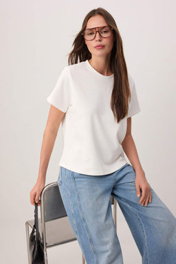 Bordo Duz Regular Bisiklet Yaka Standart Kol K?sa Interlok Orme T-Shirt TWOSS26TS00064 - Trendyolmilla фото 5