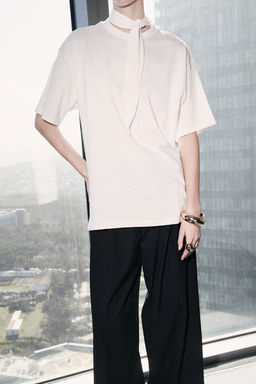 Limited Edition Ekru Oversize Dusuk Kol K?sa Kollu Uzun Tok %100 Pamuk Orme T-Shirt TWOSS26TS00029