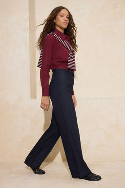 Lacivert Yuksek Bel Cep Detayl? Raw Wide Leg Jeans TWOAW26JE00231