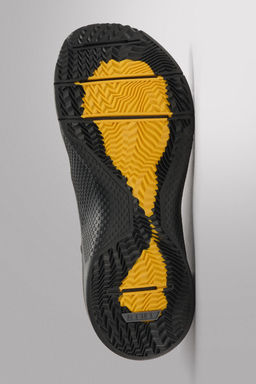 TRAINING TRAINERS - Zara фото 6