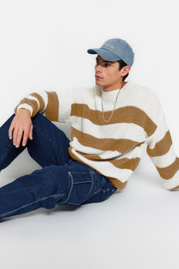 TRENDYOL MAN Koyu Yesil Casual Oversize Fit Genis Kal?p Bisiklet Yaka Cizgili Triko Kazak TMNAW23KZ00106 - Trendyolmilla фото 2
