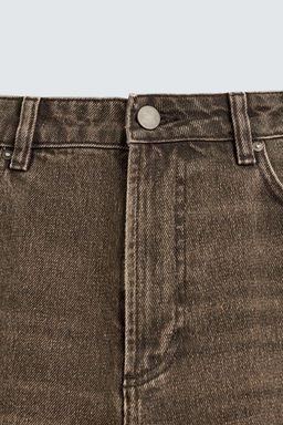JEANS RELAXED FIT ACABADO EFECTO ENCERADO / Marr?n - Zara фото 9