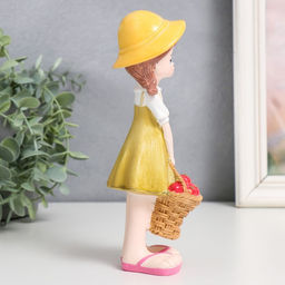 Цена за 2 шт. Фигурка полистоун «Мальчик. Девочка с фруктовой корзинкой», 6×6×20 см, МИКС