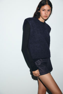 WOOL AND ALPACA WAISTCOAT WITH SHOULDER PADS