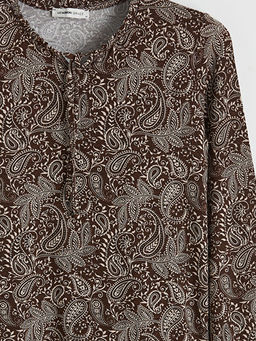 Ba?lamal? Yaka Desenli Bluz