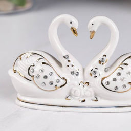 Статуэтка Влюбленные лебеди 9,5х17 см / B1981-1 /уп 36/ - Галеонтрейд фото 4