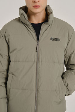 Пуховик короткий Зеленый