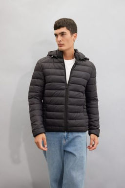 Su Itici Slim Fit Sisme Mont Dar Kesim Kapusonlu Fermuarl? Cift Cepli