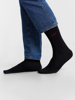 Цена за 5 пар!  Носки мужские высокие черные с надписью "Статус: женат"