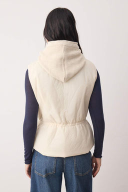 Ekru Regular Kal?p Triko Kapuson Detayl? Sisme Yelek TWOAW26YE00023 - Trendyolmilla фото 5