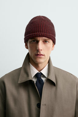 GORRO BEANIE CON LANA AARON LEVINE X ZARA / Rojo